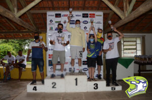 Podium de 1ª a 5ª Colocação Categoria-1 Enduro de Regularidade Categoria Over40 - Quatis 2021